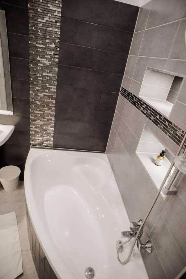 New Luxury Apartment In The Center With A/C Boedapest Buitenkant foto