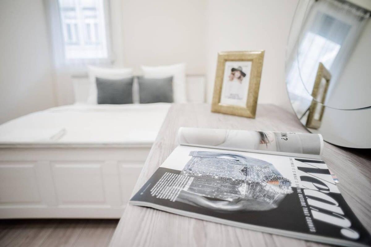New Luxury Apartment In The Center With A/C Boedapest Buitenkant foto